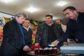 Vali Ahmet Çınar, Bitlis’teki esnafları ziyaret etti
