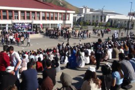Bitlis Eren Üniversitesi’nin ‘Bahar Şenlikleri’ Etkinlikleri Devam Ediyor