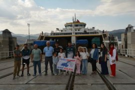 Türkiye’nin En Büyük Feribotunda Zafer Bayramı’nı Kutladılar