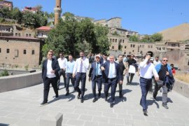 Spor Bakanı Osman Aşkın Bak Bitlis’i Ziyaret Etti