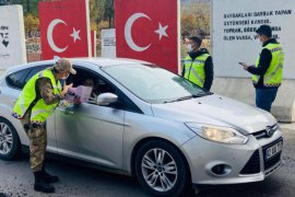 Bitlis’teki Kadınlar KADES Uygulaması Hakkında Bilgilendirildi