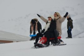 Bitlis'te ‘Kayak Şenliği’ Düzenlendi