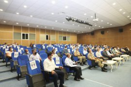 Bitlis’te Aşıyla Alakalı Muhtarlar Toplantısı Gerçekleştirildi