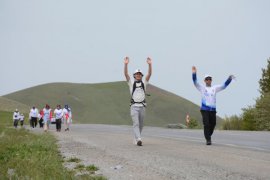 Kadınlar İle Aktivistler, Van Gölü İçin 140 Kilometre Yolu 4 Günde Yürüdü