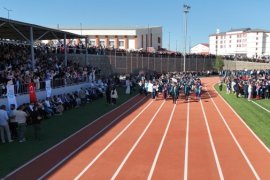 Bitlis Eren Üniversitesi'nde Mezuniyet Töreni Düzenlendi