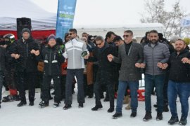 Bitlis'te ‘Kayak Şenliği’ Düzenlendi