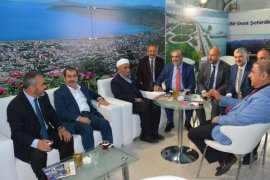 Bitlis Tanıtım Günleri’nde Tatvan standına yoğun ilgi
