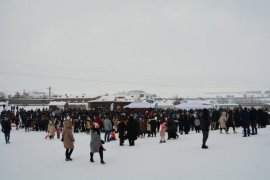 Bitlis'te ‘Kayak Şenliği’ Düzenlendi