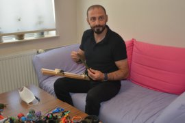 Paracord ile hayat kurtaran aksesuarlar ve hediyelik eşyalar üretiyor