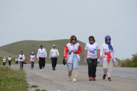 Kadınlar İle Aktivistler, Van Gölü İçin 140 Kilometre Yolu 4 Günde Yürüdü