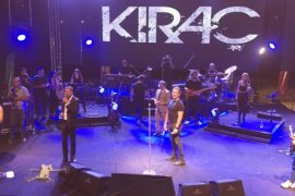 Kıraç Bitlis'te Konser Verdi
