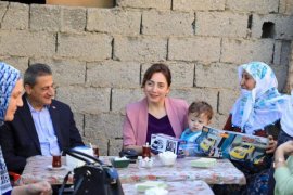 Vali Karaömeroğlu Gazi Ailesini Ziyaret Etti