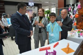 Türkiye’de ilk Tematik ve Müfredatla İlişkili 3 Boyutlu Teknoloji ve Tasarım Sergisi Tatvan’da açıldı