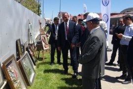 Bitlis Eren Üniversitesi ‘Bahar Şenlikleri’ Başladı