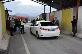 Bitlis ve İlçelerinde 'Emniyet Kemeri' Uygulamaları Yapıldı