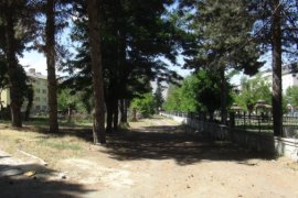 Tatvan’da Büyük Bir ‘Millet Bahçesi’ Kurulacak