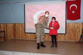 Hizan’da 'İstiklal Marşı’nın Kabulü ve Mehmet Akif Ersoy’u Anma Günü' Kutlandı