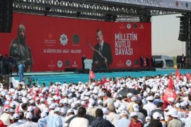 Cumhurbaşkanı Erdoğan, Malazgirt Zaferi etkinliklerine katıldı