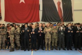 Bitlis'te Silah Kazası Sonucu Şehit Olan Polis Memuru Kırık İçin Tören Düzenlendi