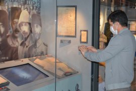 Çanakkale Savaşları Mobil Müzesi’ne Tatvan’da yoğun ilgi