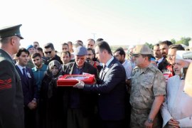 Pençe-Kilit Harekatı Şehidi Mahsun Yeşildemir Adilcevaz’da Toprağa Verildi