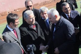 Başbakan Bitlis'e havalimanı müjdesi verdi