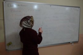 Tatvan'da Kürtçe Dil Kursu Açıldı