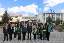 Bitlis’te Dünya Yürüyüş Günü Kapsamında Sağlık İçin Adım Atıldı