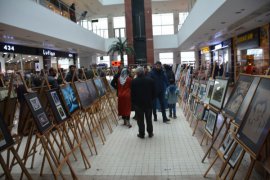 Tatvan’da resim ve fotoğraf sergisi düzenlendi
