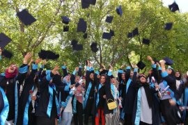 BEÜ’de Uzaktan Öğretim Programı mezuniyet  töreni düzenlendi