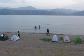 Aktivistler, Van Gölü İçin 450 Kilometre Pedal Çevirdiler