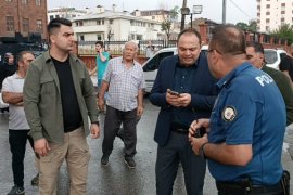 Tatvan Yaşam Alışveriş Merkezi’nin Doğalgaz Vanasında Yangın Çıktı