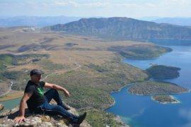 Nemrut Dağı’nda zirve yürüyüşü düzenlendi