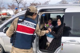 Kadın Astsubaylar, Bitlis'teki kadınların 'Kadınlar Günü'nü kutladı