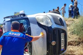 Tatvan’da Meydana Gelen Trafik Kazasında 3 Kişi Yaralandı