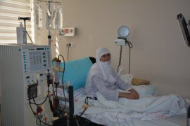 Tatvan Devlet Hastanesi’nde Anjiyografi işlemiyle koldaki damar tıkanıkları tedavi ediliyor
