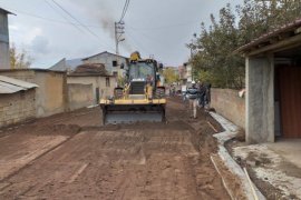 Tatvan’da yol yapım çalışmaları