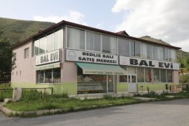 Vali Çağatay, Bitlis Arıcılık Birliği Park ve Sosyal Tesislerinde İncelemelerde Bulundu