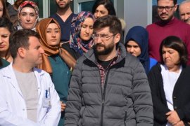 Tatvan Devlet Hastanesi’nde bir doktor darp edildi