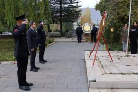 Hizan’da ‘10 Kasım Atatürk'ü Anma Günü’ Programı Düzenlendi