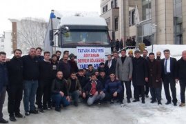 Adıyaman'a Görevlendirilen Cumhuriyet Başsavcısı Abur ile 3 Cumhuriyet Savcısı Bir Tır Yardım Malzemesiyle Yola Çıktı