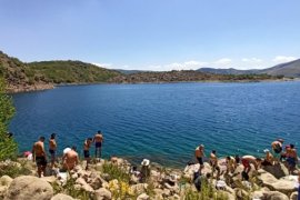 Van Gölü İçin Nemrut Kraterinde Yüzdüler