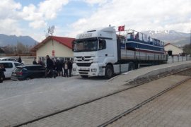 Van Gölü’nün Yüzey Temizliğine Başlandı