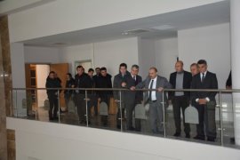 Vali Ustaoğlu ile Kaymakam Özkan Tatvan Belediyesi’ni ziyaret etti