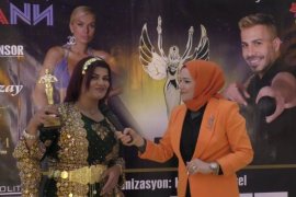 Mardin’deki Güzellik Uzmanı ve Uzman Eğitmen Mihrican Turgut Ödül Aldı