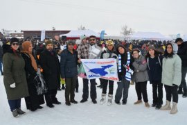 Bitlis'te ‘Kayak Şenliği’ Düzenlendi