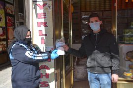 Tatvan’daki esnaflara ücretsiz maske dağıtımına başlandı