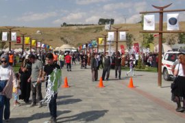 Malazgirt Zaferi Kutlamalarına Yoğun İlgi