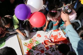 Çocuk Hakları Günü Bitlis’te coşkuyla kutlandı