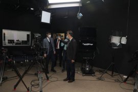 Vali Çağatay ile Başkan Tanğlay Bitlis TV'yi ziyaret etti